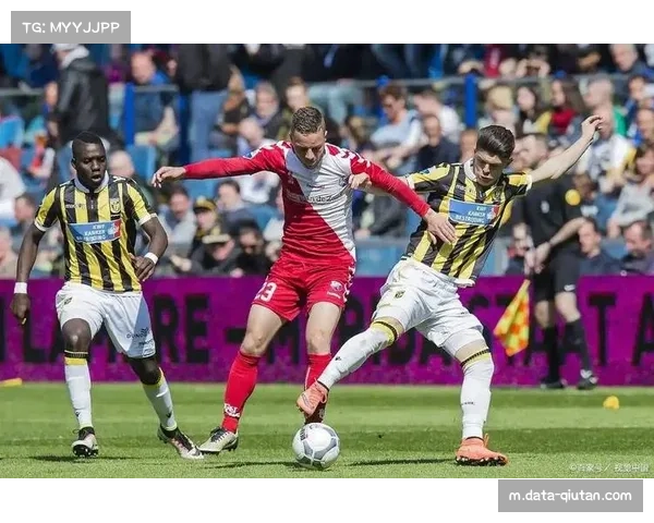 维拉双线作战成隐患，欧联杯争冠与联赛前五需战略取舍